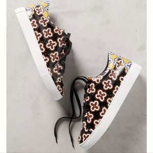 New without tags - Lola Cruz Floral Leather Sneaker sz. 41 - US sz 9.5